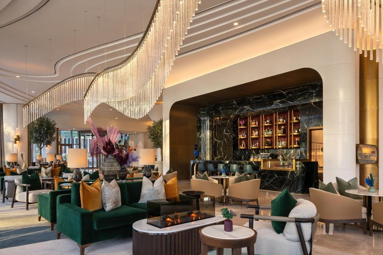 Hotel Address Creek Harbour Dubai Exterior foto The lobby of the hotel