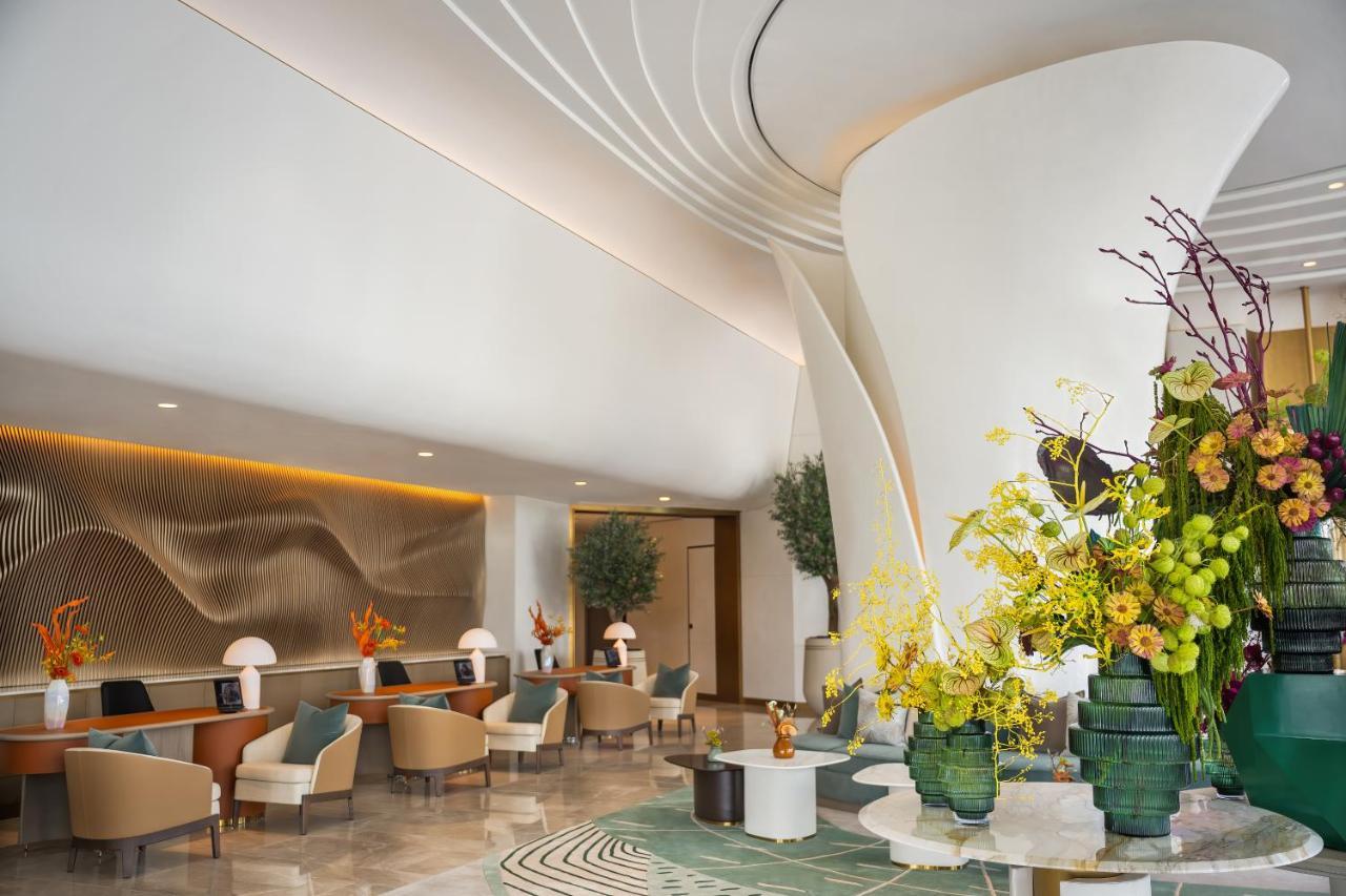 Hotel Address Creek Harbour Dubai Exterior foto The lobby of the hotel