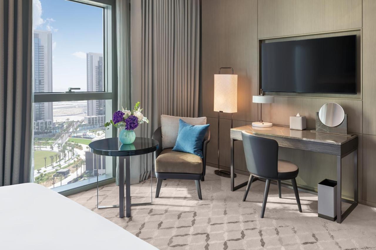 Hotel Address Creek Harbour Dubai Exterior foto A guest room at the Westin Dubai