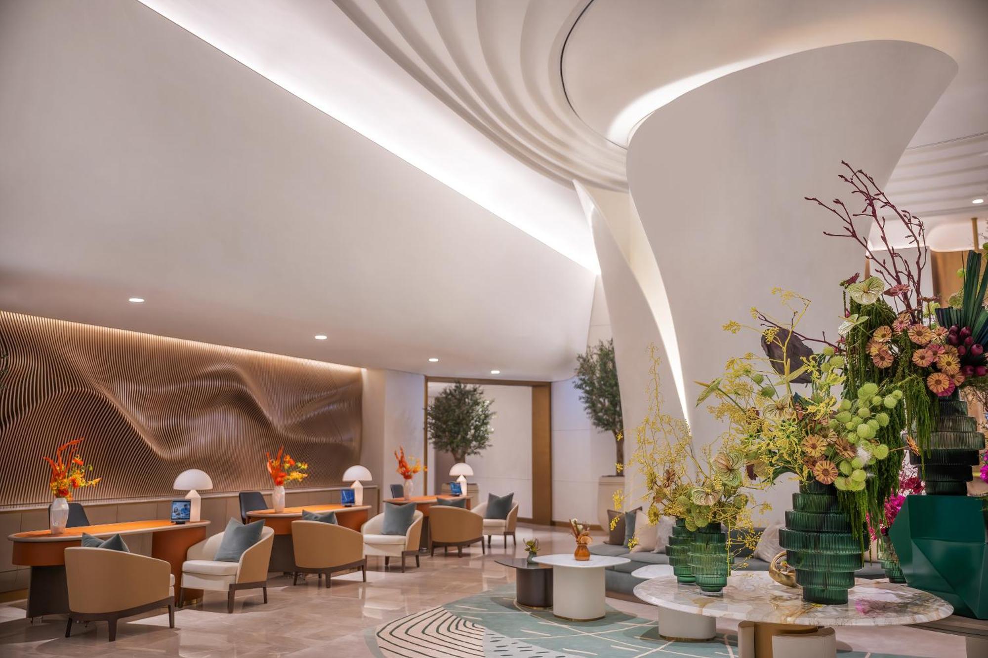 Hotel Address Creek Harbour Dubai Exterior foto The lobby of the hotel