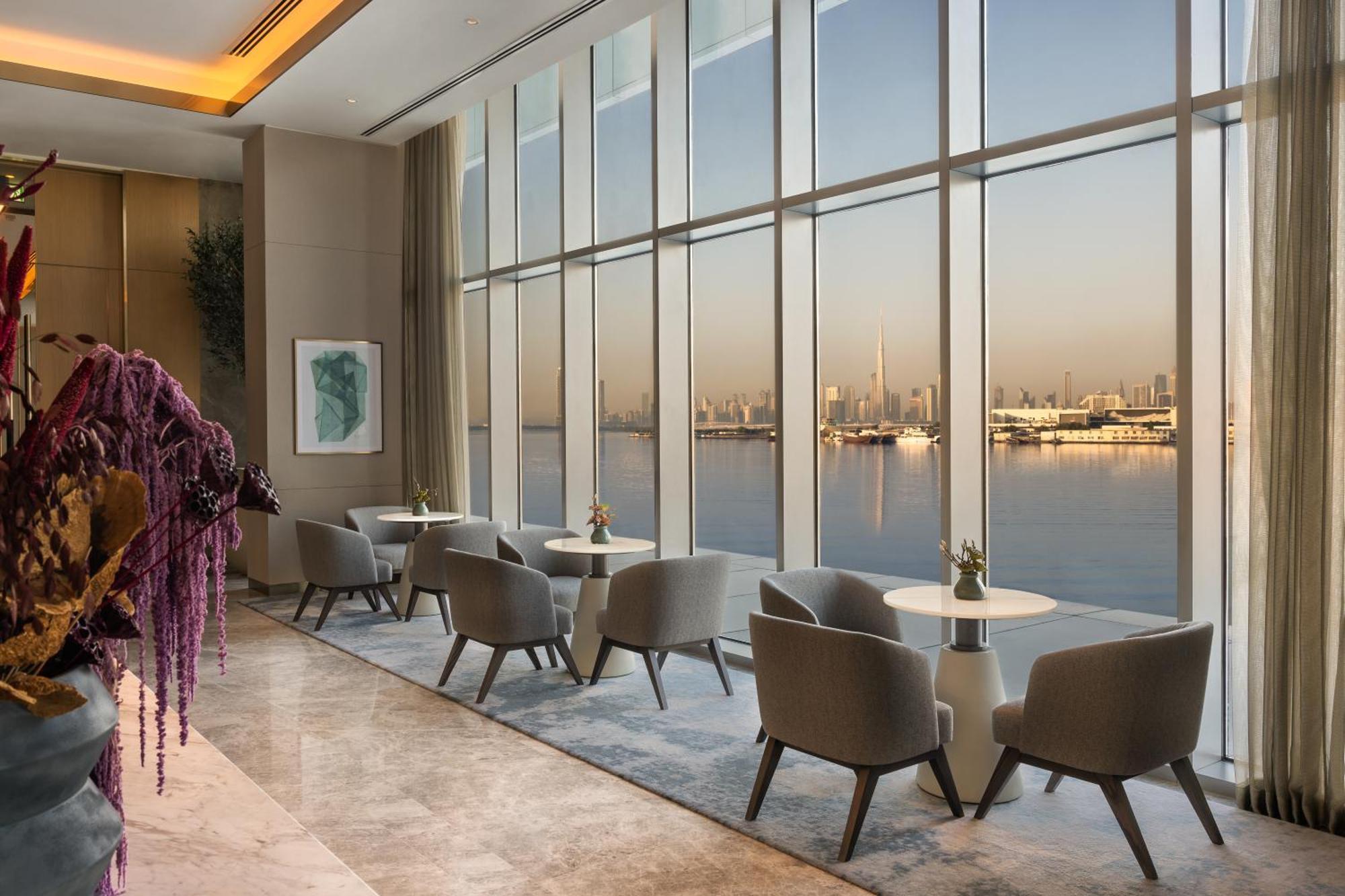 Hotel Address Creek Harbour Dubai Exterior foto The Lounge at the airport